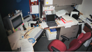 disorganized desk photo
